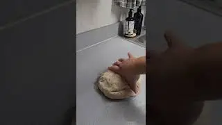 Semita de piña con dulce de atado (piloncillo)