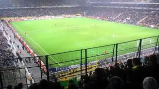 Celtic Fans Celebrate Just After Commons Goal 1-1 vs Fenerbache