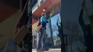 Simple storefront pole work with the ultimate combo!