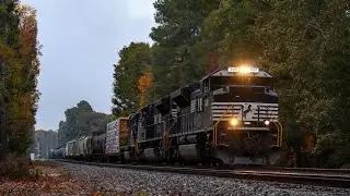 NS SD70IAC #1230 leads 153