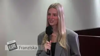 Berufeklappe &ndash; Bankkaufleute bei der Sparkasse G&uuml;tersloh-Rietberg-Versmold