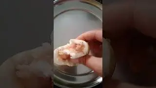 keda in guava 🐛🦠🦎 #fruit #tasty #food #insect #chee #rain #khrab #waste #sweet