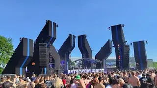 Beter Kom Je Niet Festival 2025 - Spiady, Live