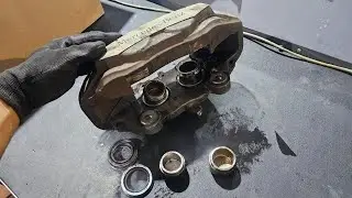 Mercedes GLC 200 front brake caliper piston stuck