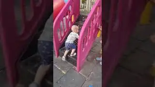 Yiğit ensar Parkta &Ccedil;ok mutlu #shorts