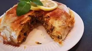 Pastilla de poulet aux l&eacute;gumes - Les bons ingr&eacute;dients dans un plat simple plein de go&ucirc;ts et saveurs