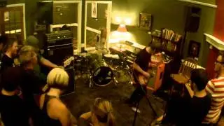 Danny the Skeleton Horse - Silence or Screaming