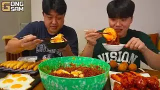 Mukbang asmr Noodle😋 #keşfetbeni&ouml;ne&ccedil;ıkar #mukbang #noodleasmr #food #noodle #asmr #yemekasmr #yemek