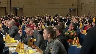 Two Russian political parties decide not to contest Putin