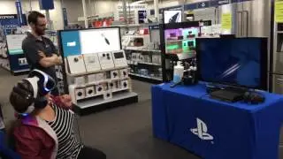 My Girlfriend Trying PlayStation VR *Ocean Descent (Shark Cage) from PS4 PlayStation Worlds Demo*