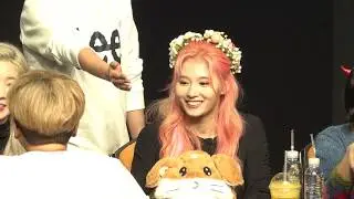 191005 Twice 트와이스 Sana 사나 - 강남 팬사인회