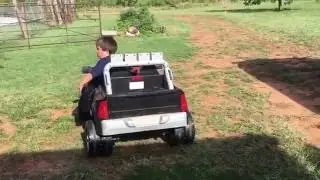 Kid Trax RAM 3500 Dually 12-Volt Battery-Powered Ride-On