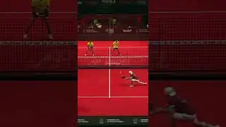 WHAT IS THAT DEFENSE? 😅😅| Padel Highlights #bestofpadel