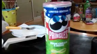 Murican Pringles!  (Headphone warning)