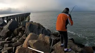 FUIMOS A PESCA BURRIQUETAS Y MIREN LO QUE SALIO SOBRE EL EMISARIO SUBMARINO MDQ