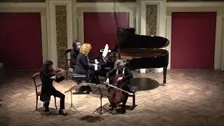 Smetana piano trio - Louise Chisson, Tamara Atschba & Oph&eacute;lie Gaillard