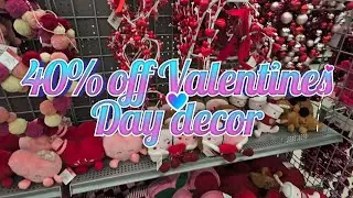 I HAVE NO VALENTINE THIS YEAR 😩 SHOP WITH ME AT  🛍🔥MICHAELS 🔥