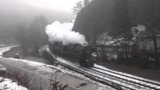52.4984 f&auml;hrt mit dem Weihnachtssonderzug von Wien nach Gutenstein