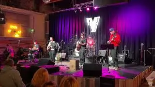 Black ballon at the Venue