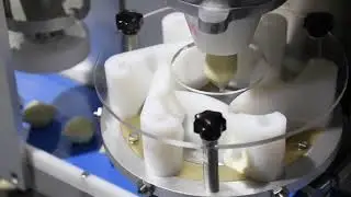 Small desktop kubba making machine