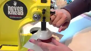 ➤ NEVERKnead Polymer Clay Conditioning Machine Demo by KatersAcres