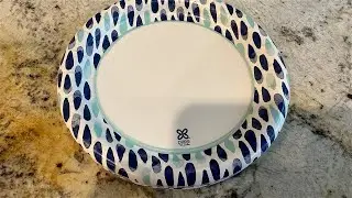 Dixie Ultra 6 7/8 inch Heavy Duty Disposable Paper Plates