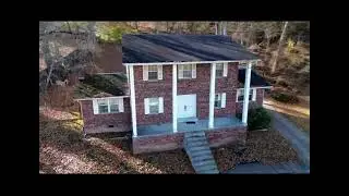 1980s &ldquo;old money&rdquo; home for sale in Charleston WV