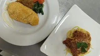 PRAKTEK 3 MAIN COURSE ( Chicken Kiev, Side Dish, Sauce and Spaghetti Bolognese)