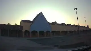 Dead Strip Mall - Sunrise Plaza In South Milwaukee Wisconsin - Juneteenth Day - June 18th 2023