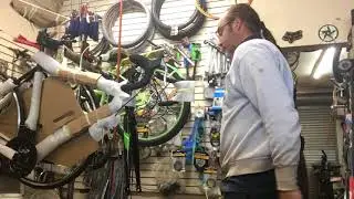 Vilano R2 road bike assembly