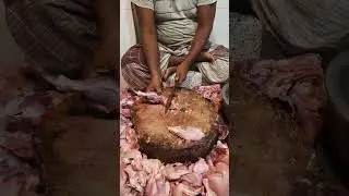 Amazing Big Chicken Smooth Cutting Technique By Expert Butcher In Bangladeshi Chicekn Shop |