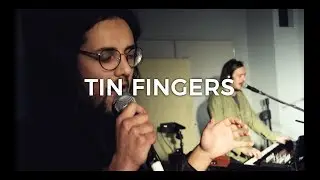 Tin Fingers - Tropical (Live @ Urgent.fm)