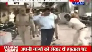 Patna: Electricity board employees were beaten up by Police