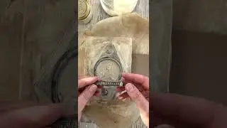 Adding crackle glaze to a vintage style art journal #journaling #junkjournal #journal #artjournal