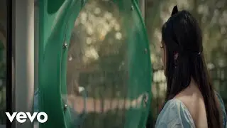 Slick 2H Rick - Who Am I? - Jaclyn Tomasello (feat. Slick 2H Rick) (Official Music Video)