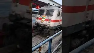Train 18247 Bilaspur rewa express arriving at REWA