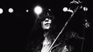 Pearl Jam with Joey Ramone - Sonic Reducer (Live)