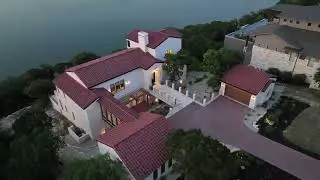 Luxury Custom Home Architect and Builder in Central Texas unveils latest luxury home on Lake Travis.