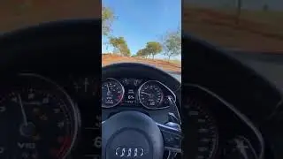 Audi R8 V10 Acceleration