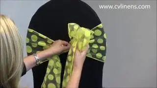 Как завязать бабочку на ленте стула