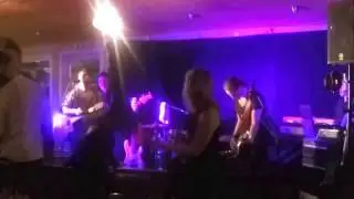 Apornas Planet live p&aring; Hotell Ronja (Vimmerby) 20161016