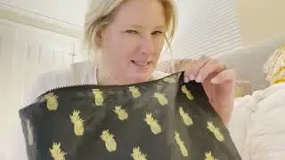 ALOHA Collection Mid Pouch, Lightweight, Packable, & Splash Proof Pouch Review