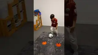 Trainieren f&uuml;r den Erfolg CX:#fu&szlig;ball #training #sport #&uuml;bung #zuhause #fussball #liam #kinder #pass