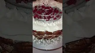 Creole Red Velvet 2 Layer Cake @baquetsartbakeryllc #short #shorts #Atlanta #cake #viral #satisfy