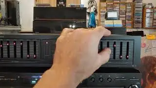 ONKYO EQ-18 Stereo Graphic Equalizer. 7 Band Red LED.  Quick DEMO.