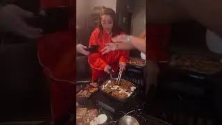 Natalie nunn Mariahlynn and biggie having dinner #baddies #likeandsubscribe