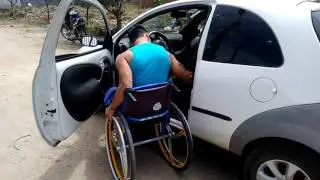 Mostrando um carro a adaptado com o trabalho do meu Amigo Alexandre Luis