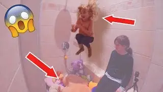 PRANK STORY • 150 PELUCHES DANS LA SALLE DE BAINS DE PAPA ! 😱 - Studio Bubble Tea