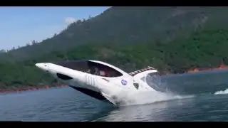 Tech Toys | S1E01 | Into the water: An adrenaline-pumping water toy the Seabreacher Watercraft