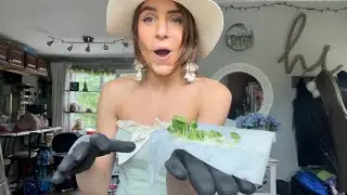 What’s in my modeling bag? (vlog #613)
